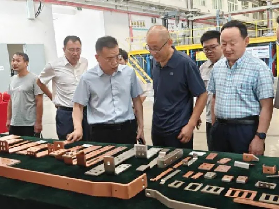 煙臺(tái)市檢驗(yàn)檢測中心主任蘇慶文一行調(diào)研孚信達(dá)